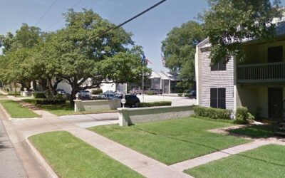 Towne Oaks East